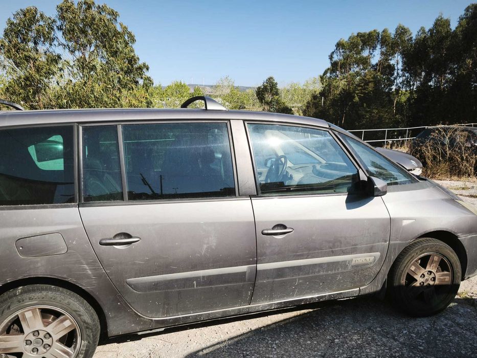 Renault Espace 2004 1.9dci turbo partido — photo 2