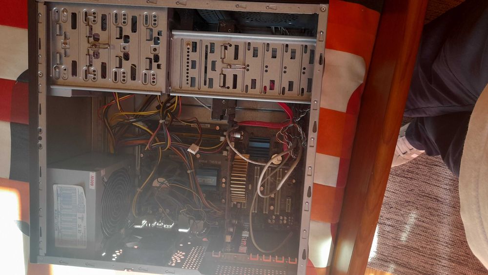 Material Informático64586001471106121