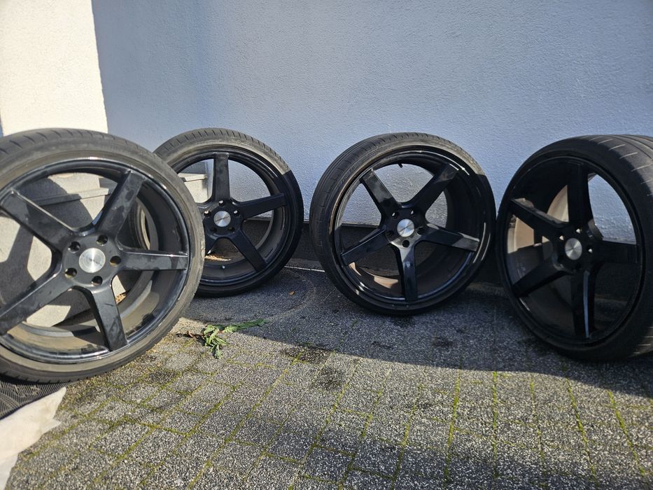 22インチ vossen cv3 マットブラック vossen cv3 r w Twojej okolicy? Sprawdź kategorię Opony i Felgi