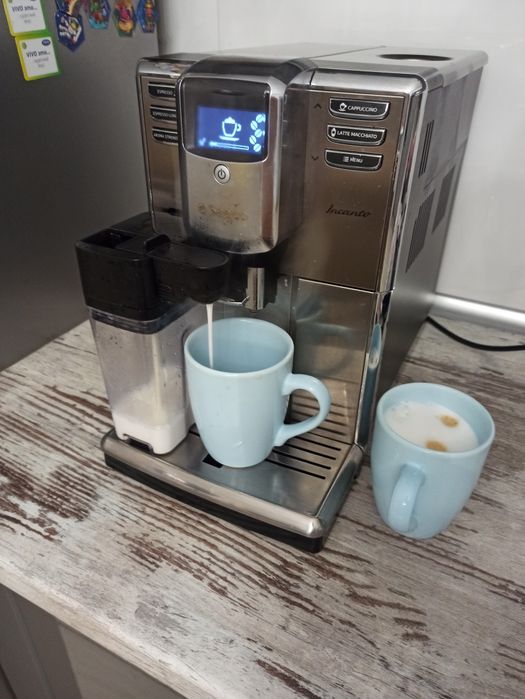 Кавоварка Saeco Incanto