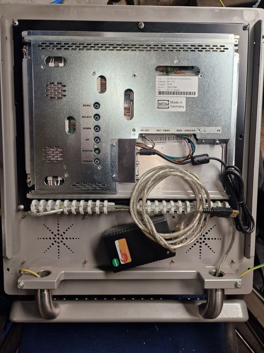 Konsola przemysłowa LCD klawiatura trackball Rittal Raspberry