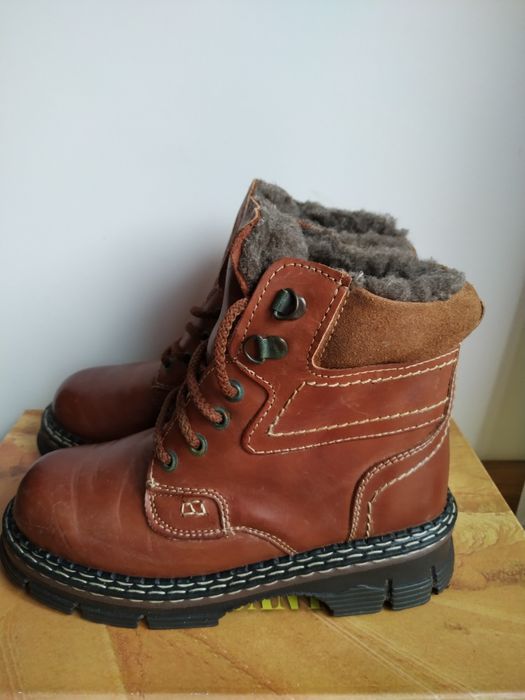 Buty zimowe , ocieplane.