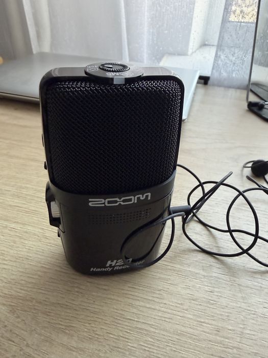 Диктофон Zoom H2N, з чохлом , стан нового