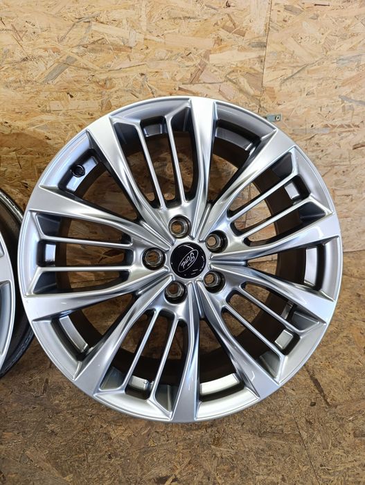 Felgi Ford 18'' Kuga S-max Galaxy Mondeo C-Max, Focus, Volvo 5x108 ET50 LV4J-1007-A1A TPMS