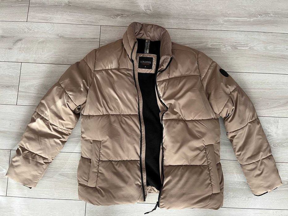 Зимня куртка пуховик