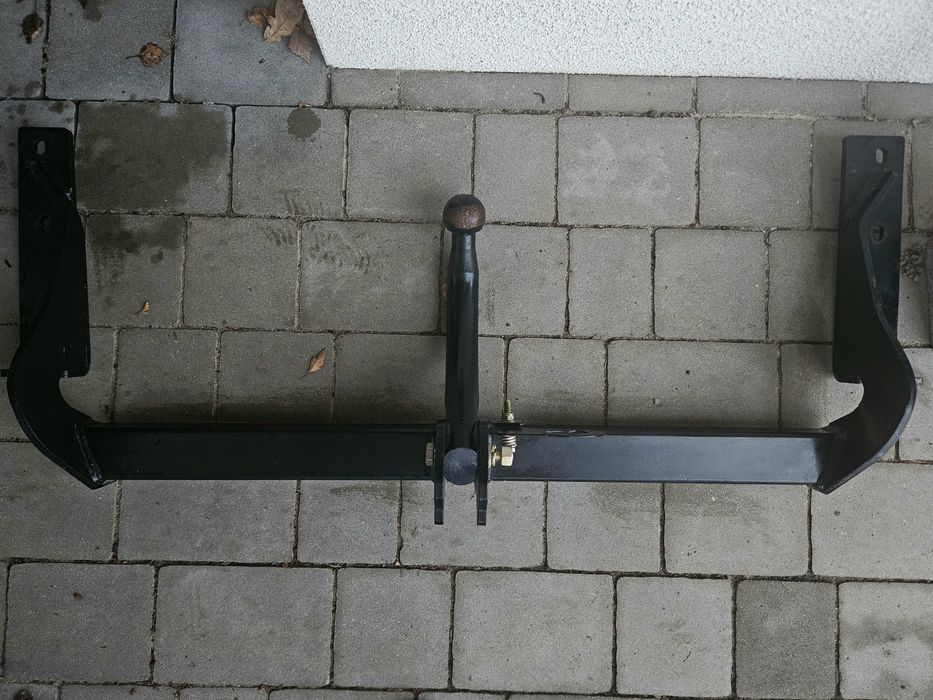 Hak holowniczy Citroen C4 I