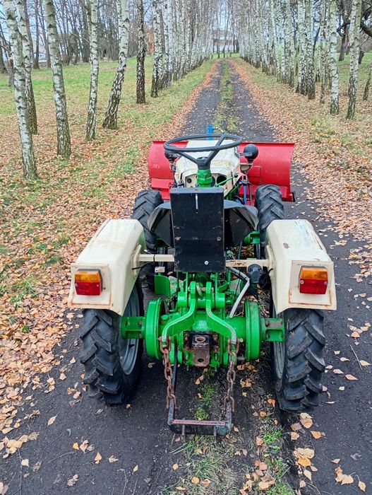 Ciągnik ogrodniczy ciagniczek tv521  traktorek TV521 spych do śniegu