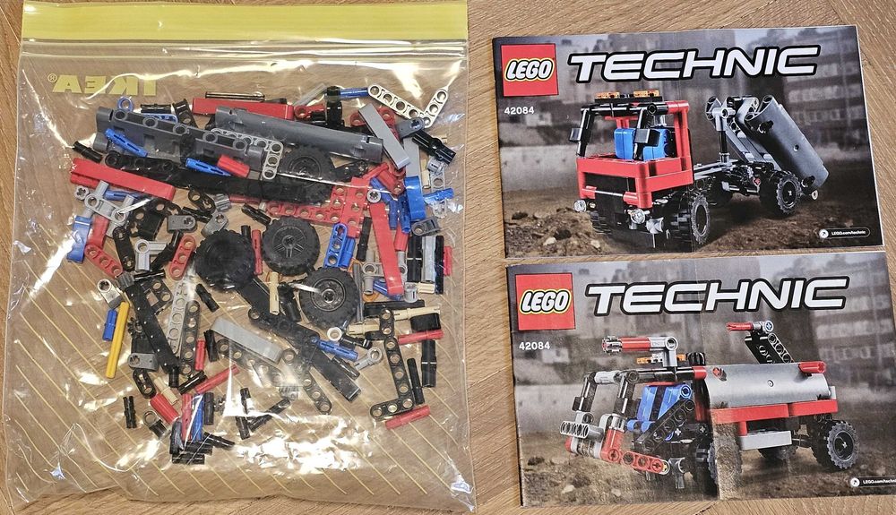 LEGO TECHNIC 42084 Hakowiec 2 w 1