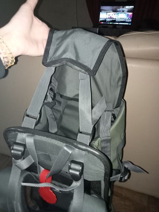 Vendo marsúpio mála de viagem ou passeio para carregar o bebê