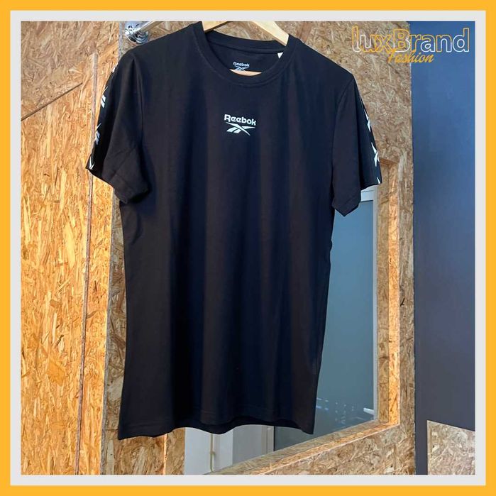 Reebok T-shirt Training Essentials Tape GQ4205/ GQ4206 | Modelo Homem