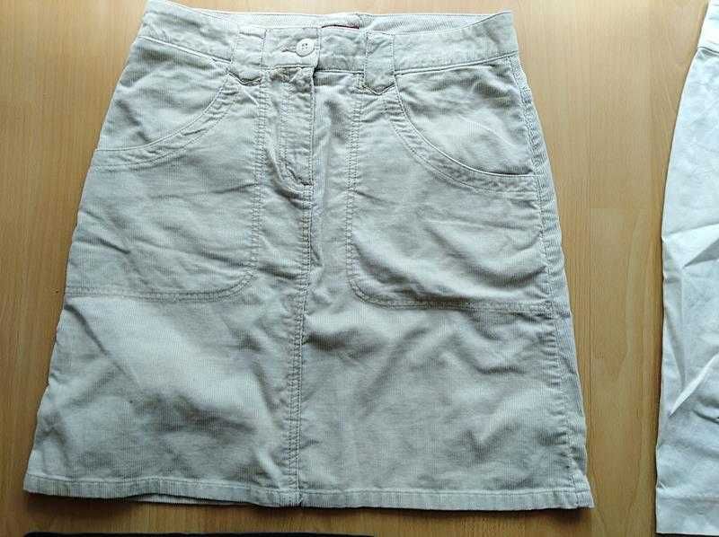 Zestaw ubrań damskich 5 sztuk dżinsowych spodnie 3/4 spódnice roz  M