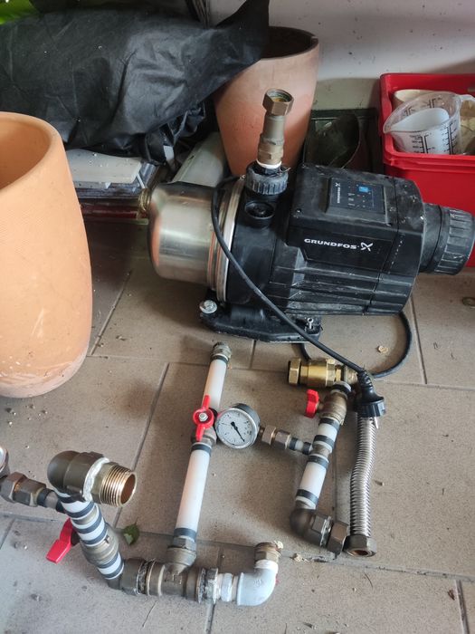 Pompa hydroforowa MQ 3-45 96515415 GRUNDFOS