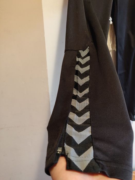 Dres HUMMEL rozmiar 176 idealne