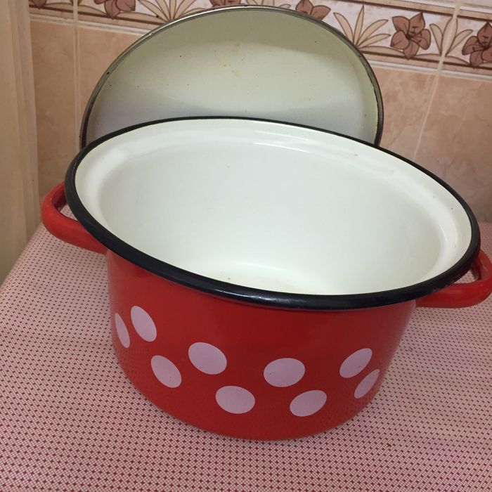 Эмалированные кастрюли - Керченский завод СССР