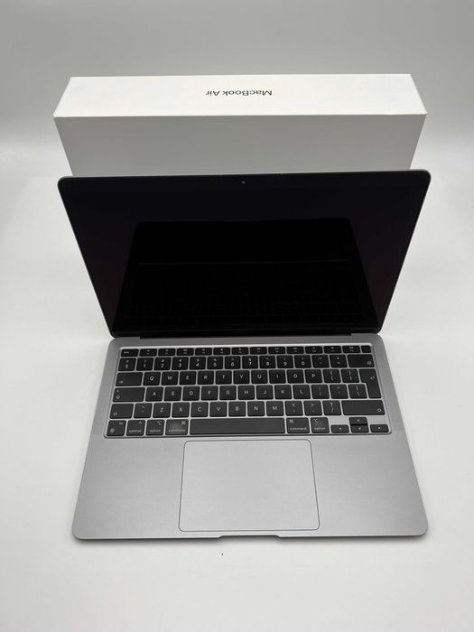 Apple Macbook Air | M1 | 8GB | 256GB | liczba cykli 83