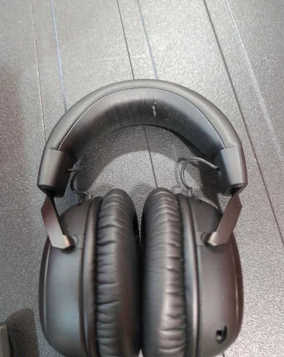 Hyperx cloud III com fio