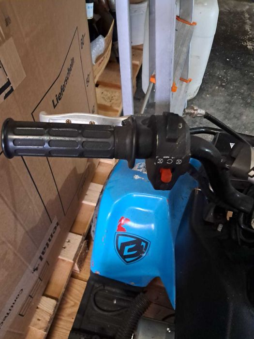 MOTO 4 CRIANÇA 50CC