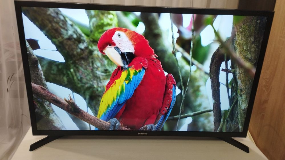 Телевізор smart Samsung ue32t5300