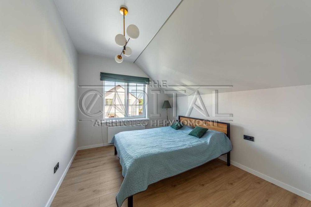 ТОПовий будинок з новим крутим дизайн ремонтом з великою ділянкою!