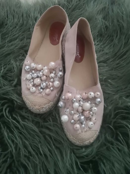 Espadryle z perełkami 39