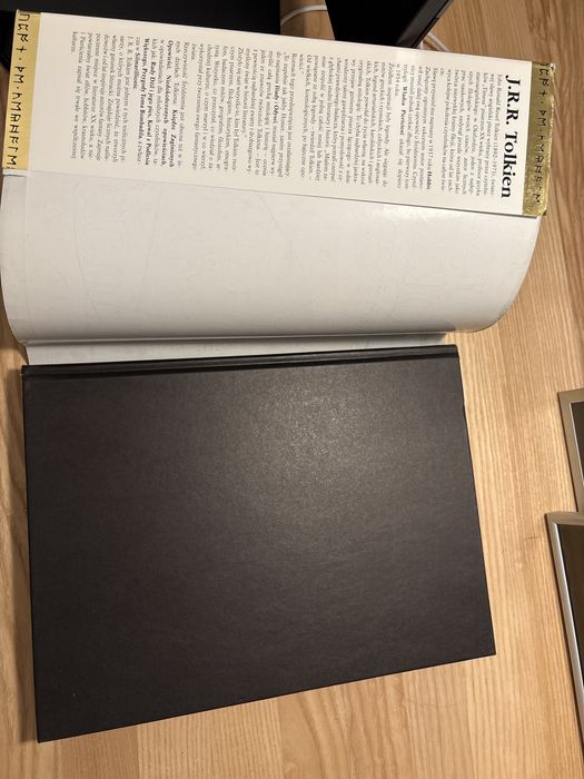 Silmarilion J.R.R. Tolkien