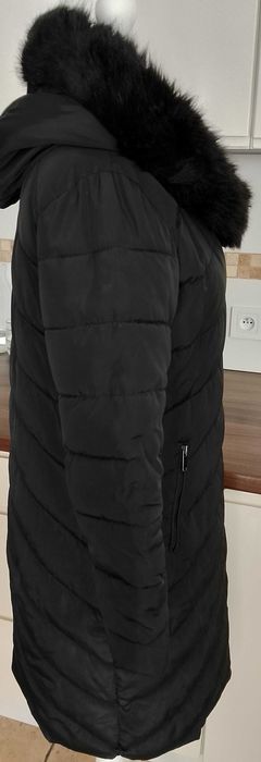 Carry Casual 38 - 40 S / M damski płaszcz zimowy z kapturem