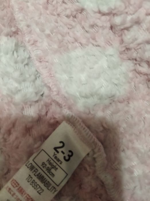 Продам банний халат на дівчинку