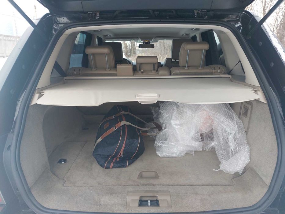 Продаеться гарний Range Rover Sport