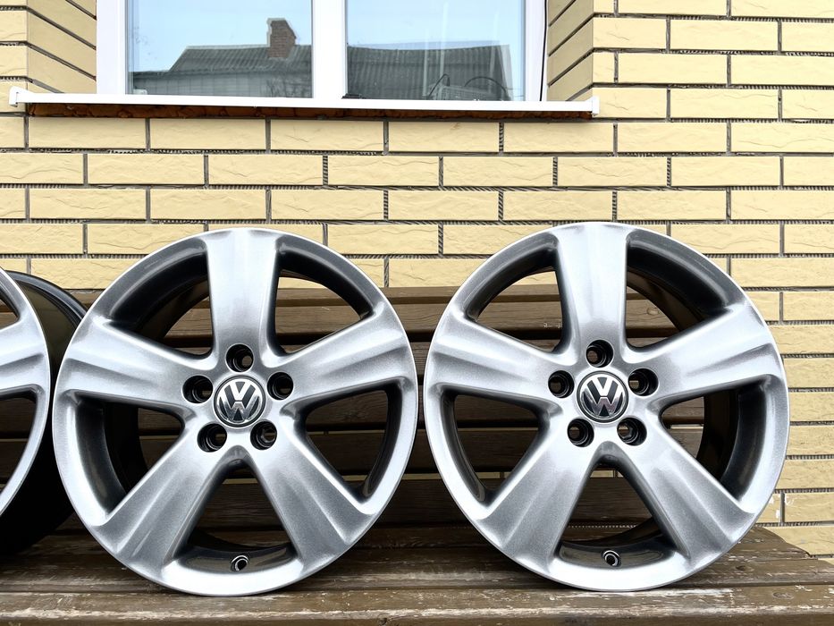 Диски R17 5.112 ET54 7J цо57.1 Гольф Джета кадди тоуран т4 Шкода а5