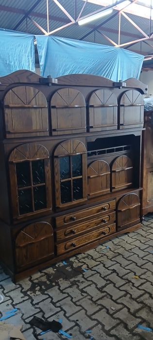 Rustykalna dębowa meblościanka Holenderska