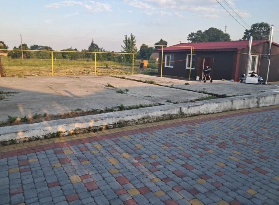 Продаж хорошого будинку