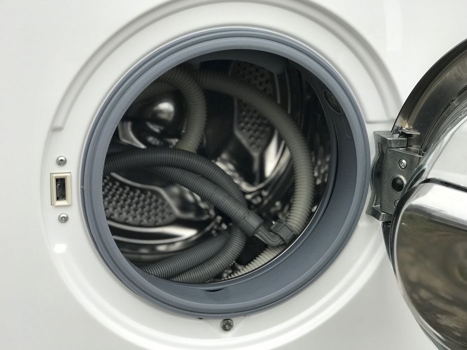 Прально-сушильна машина Miele 2670, 6/3,5кг. з Німеччини.