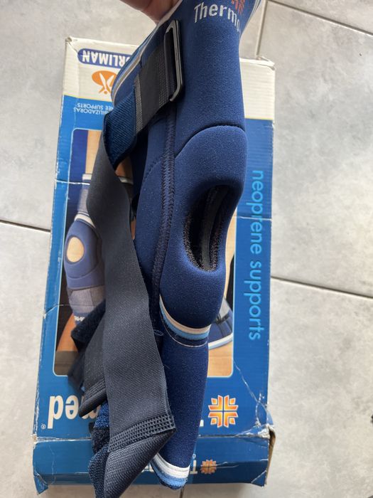 Joelheira neoprene