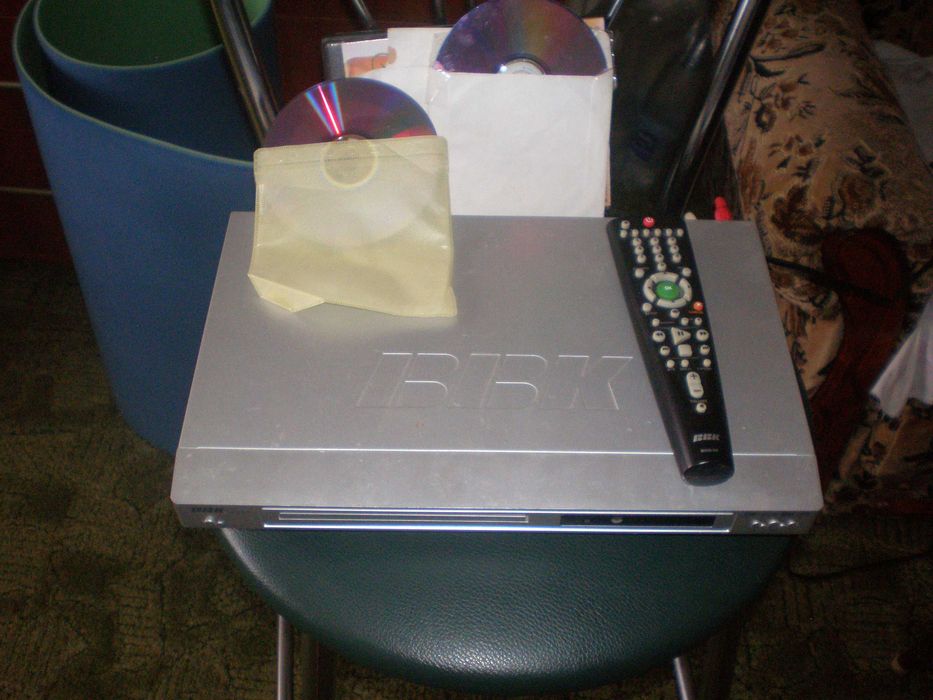 телевиз ШАРП по верт 32  гориз 42см