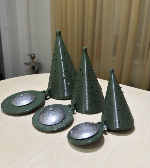 Кормушка для зимней рыбалки. Кормушк зимняя Конус