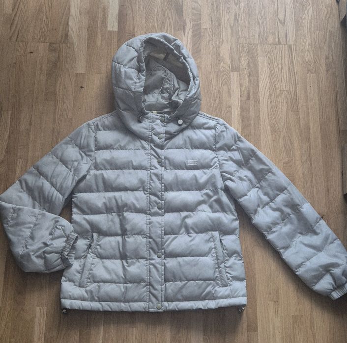 Śliczna kurtka levis xs/s