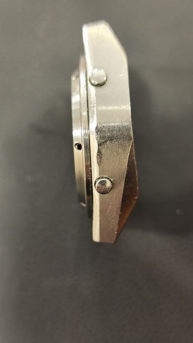 Кварцовий вінтажний годинник TA Partner LCD. 1978 рік