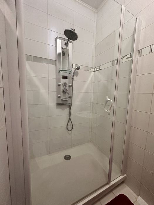 Продаж 3-кімнатної квартири 160 м.кв., вул О. Олеся