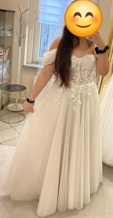 Suknia ślubna gorsetowa