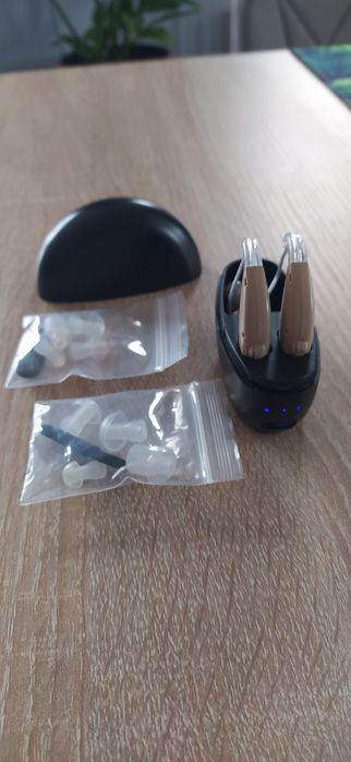 Aparaty słuchowe zestaw. Nowe