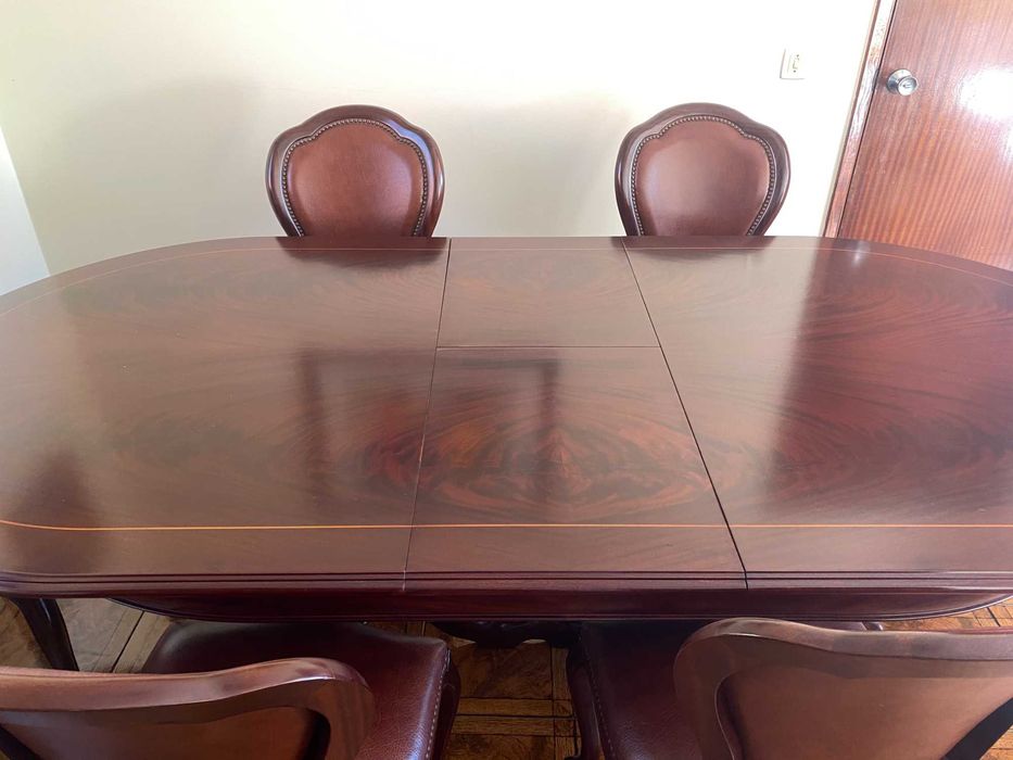 Mesa de refeição extensível