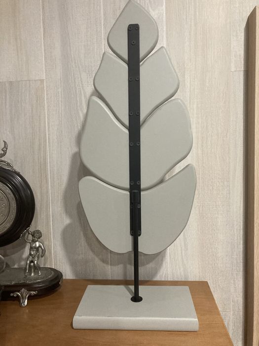 Folha decorativa em madeira