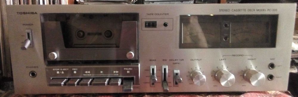 Проигрыватель винила Sanyo TP-1020UM, дека TOSHIBA PC-335