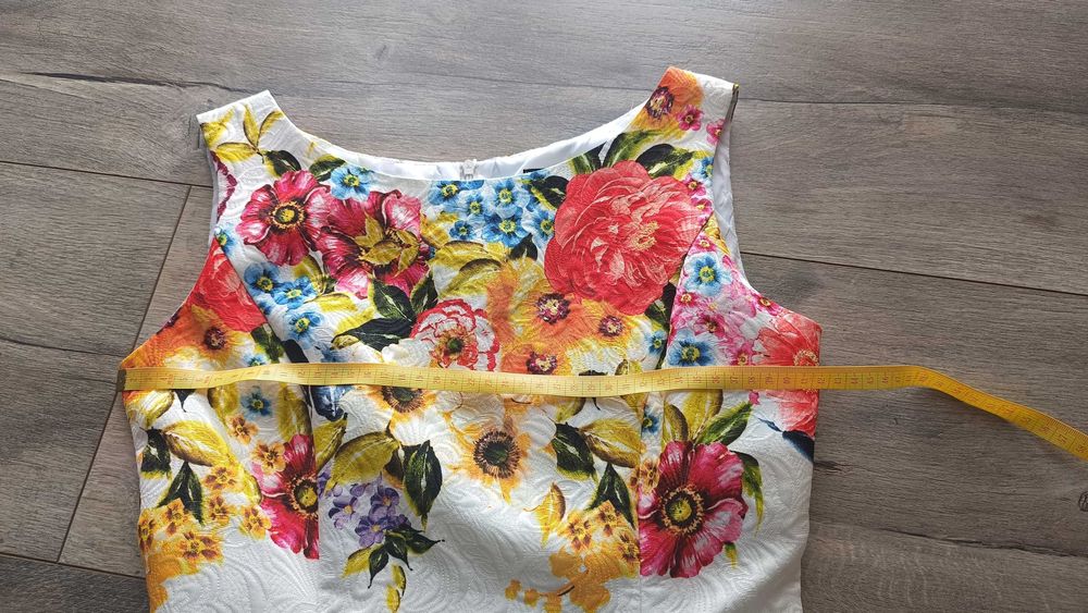 Sukienka damska elegancka