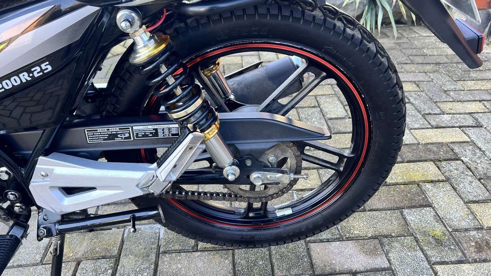 Продам мотоцикал у ідеальному стані  обєм 200 кубів.