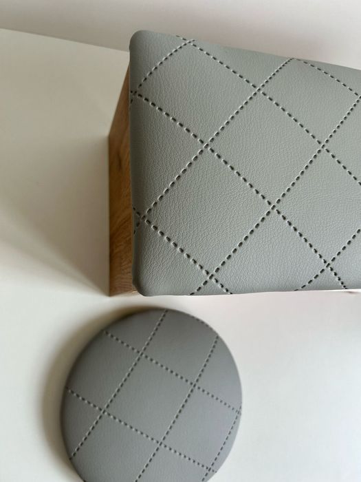 Podpórka do manicure paznokci pod dłoń. Komplet szary pikowany