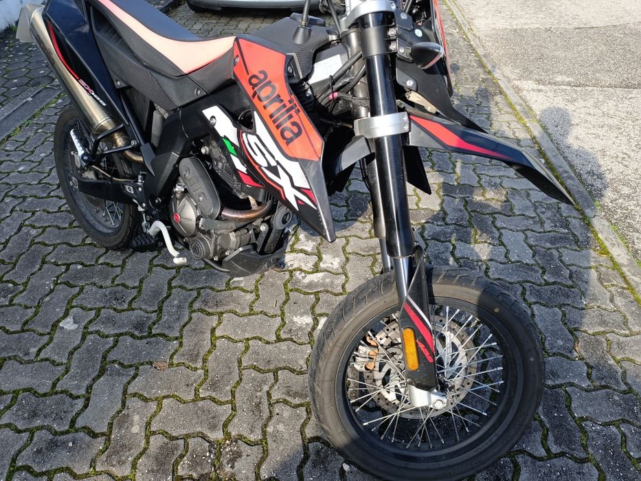 Aprilia SX 125 ano de 2022