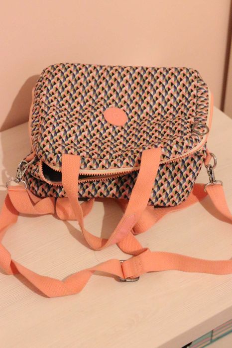 Conjunto da Kipling, mochila + estojo + lancheira térmica