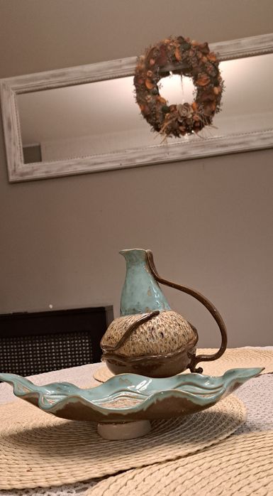 Ceramiczny dzban oraz patera, rękodzieło
