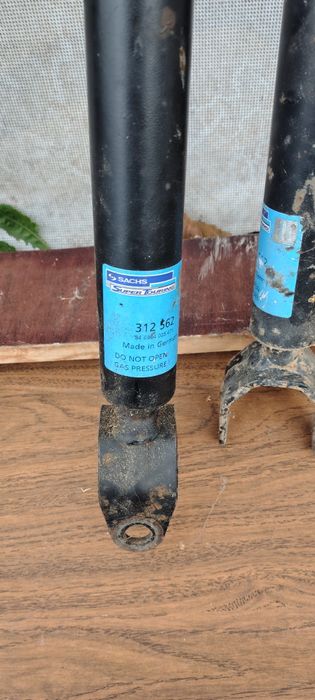 Амортизатори та пружини для Мерседес 211 седан дорест 4matik